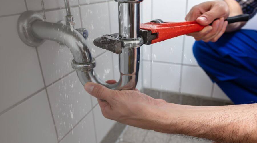 Expert burst pipe repair services in Sweet, ID